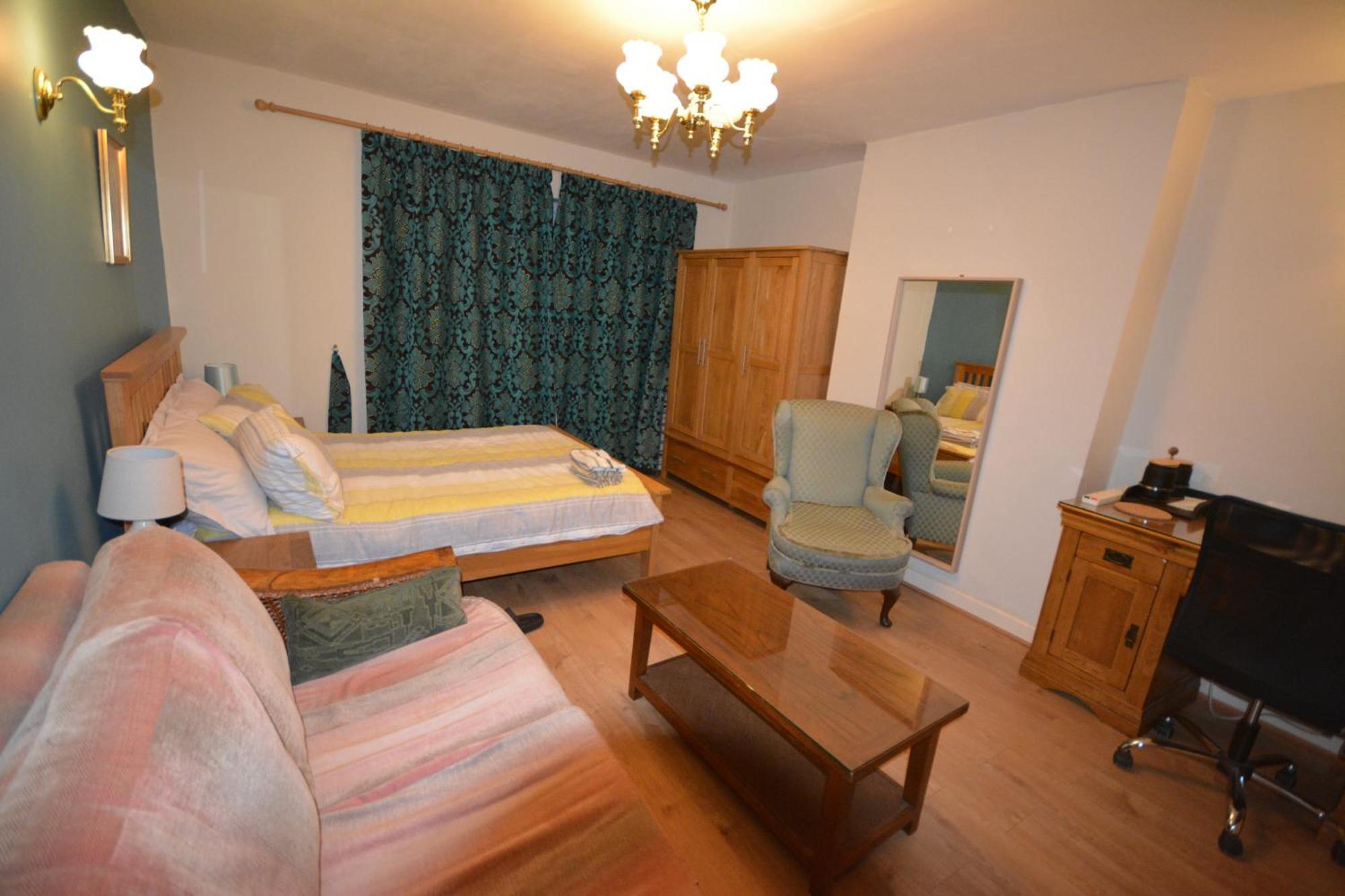 Double Bed With Patio Appartement Oxford Buitenkant foto